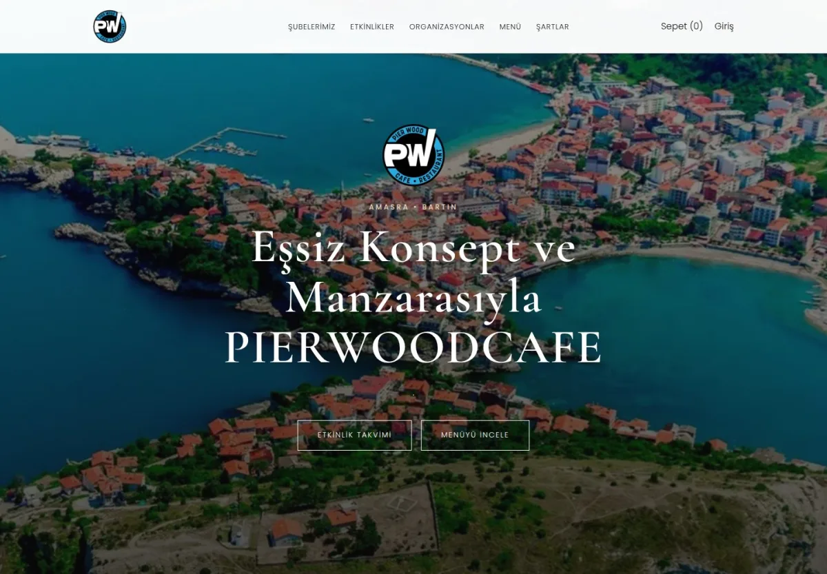 Pierwood Cafe web sitesi önizlemesi